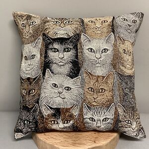 🟤 Vintage Cat / Kitten Lovers Pillow - New - Never used/displayed - Made in USA